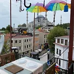 Kâki Hostel